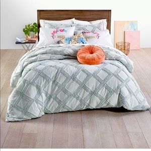 Whim by martha stewart bedding
